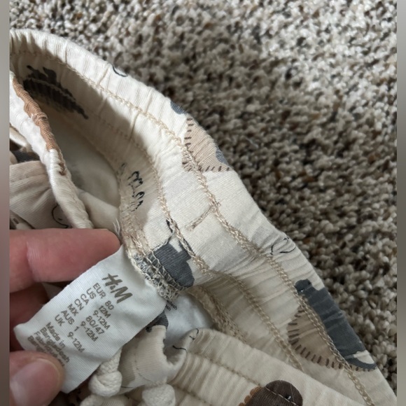 H&M Short Set - Picture 4 of 5